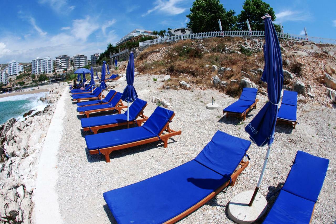 Ocean Hotel Sarande Bagian luar foto